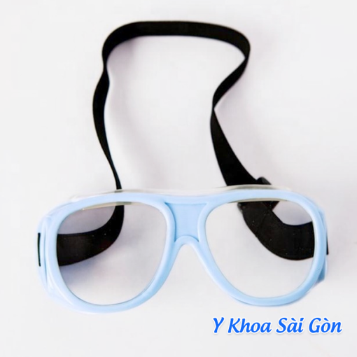 Kính chì cho mắt cận