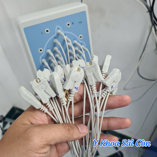 Máy Đo Điện Não KT88 Contec TQ